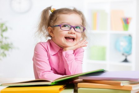 The Secret of High Visual Acuity in Children